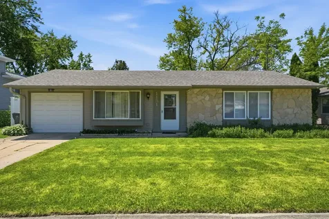 1151 Leawood Drive Elgin IL 60120