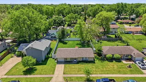 1151 Leawood Drive Elgin IL 60120