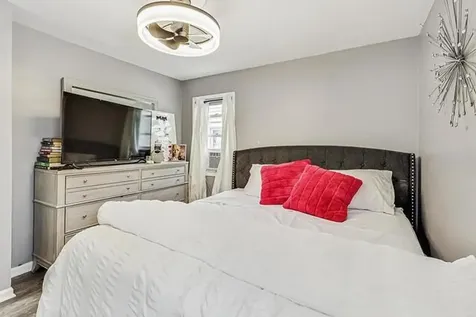 318 Marquette Street Park Forest IL 60466