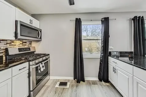 318 Marquette Street Park Forest IL 60466