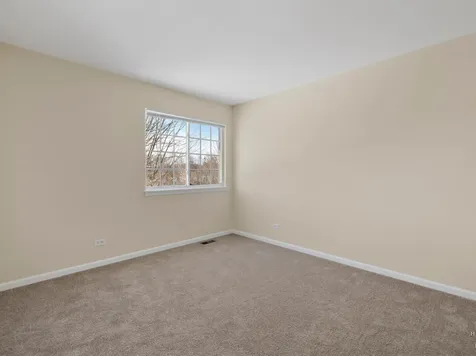 2119 Serenity Lane Woodstock IL 60098