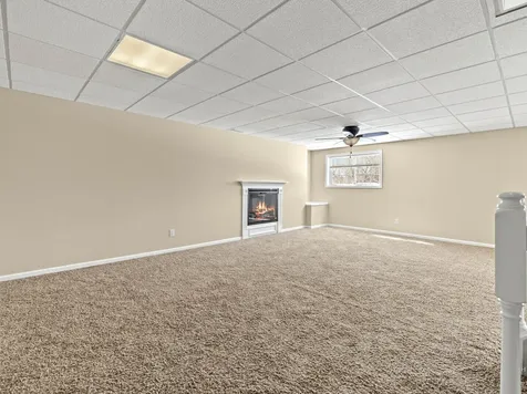 2119 Serenity Lane Woodstock IL 60098