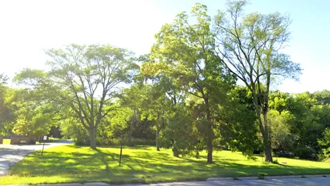 38630 North Sheridan Road Beach Park IL 60099
