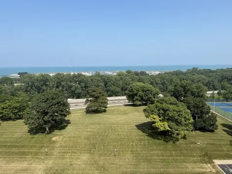 601 East 32nd Street Chicago IL 60616