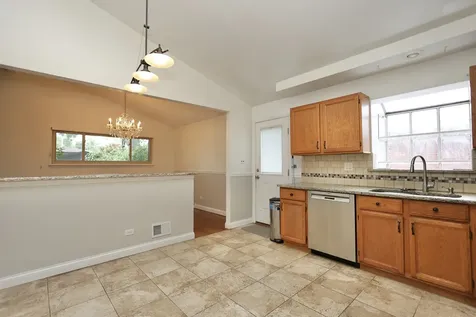 613 Leamington Avenue Wilmette IL 60091