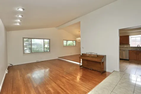 613 Leamington Avenue Wilmette IL 60091