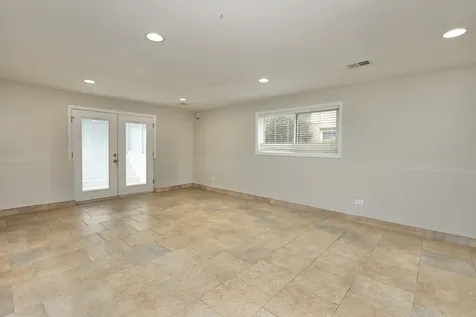 613 Leamington Avenue Wilmette IL 60091