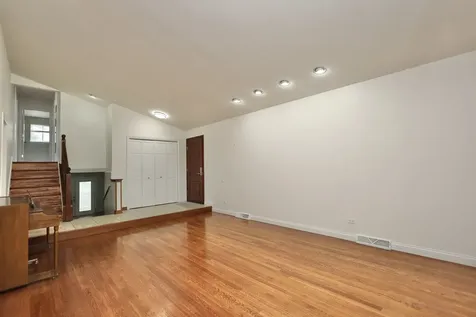 613 Leamington Avenue Wilmette IL 60091