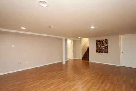 613 Leamington Avenue Wilmette IL 60091