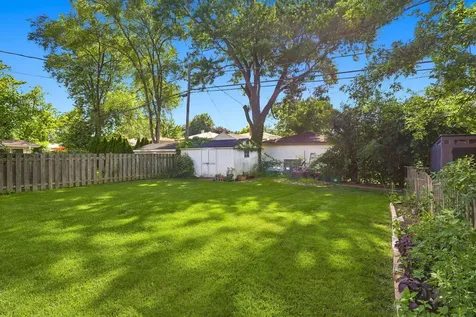 613 Leamington Avenue Wilmette IL 60091