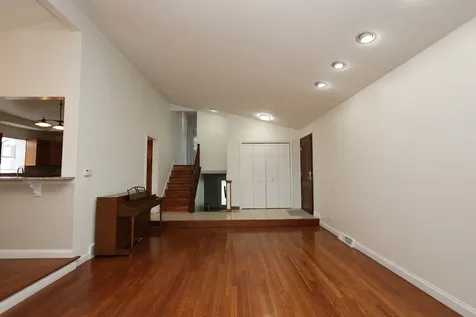 613 Leamington Avenue Wilmette IL 60091