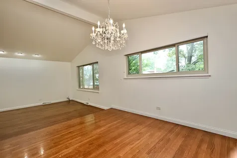613 Leamington Avenue Wilmette IL 60091
