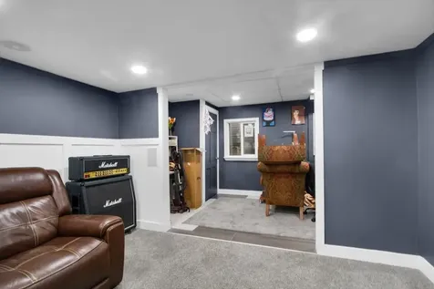 636 Sanders Court Gurnee IL 60031