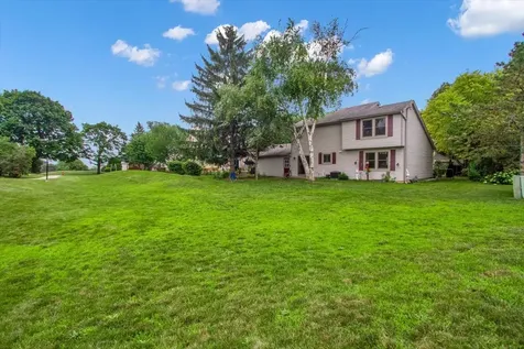 636 Sanders Court Gurnee IL 60031
