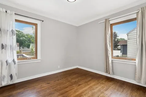 18538 Wentworth Avenue Lansing IL 60438
