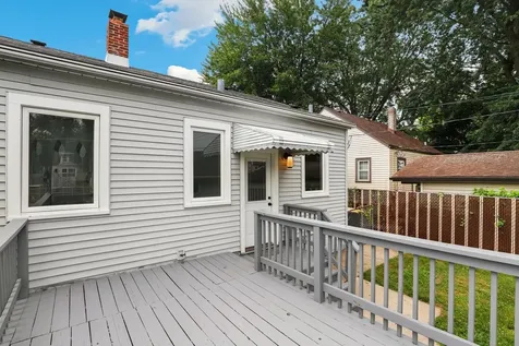 18538 Wentworth Avenue Lansing IL 60438