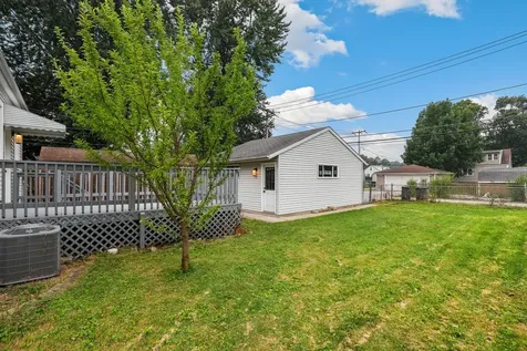 18538 Wentworth Avenue Lansing IL 60438