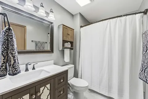 5 West Pheasant Trail Lake In The Hills IL 60156