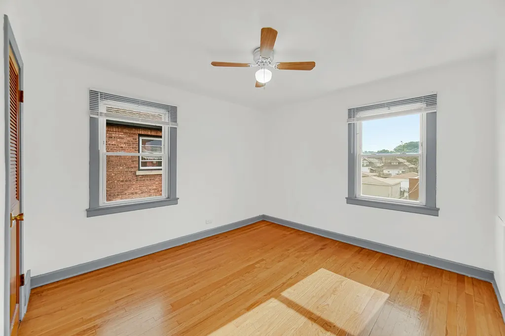 1819 North Mcvicker Avenue Chicago IL 60639