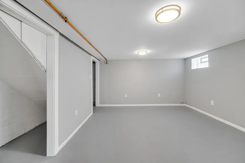 1819 North Mcvicker Avenue Chicago IL 60639