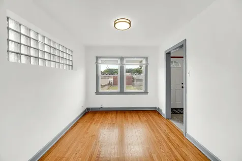 1819 North Mcvicker Avenue Chicago IL 60639
