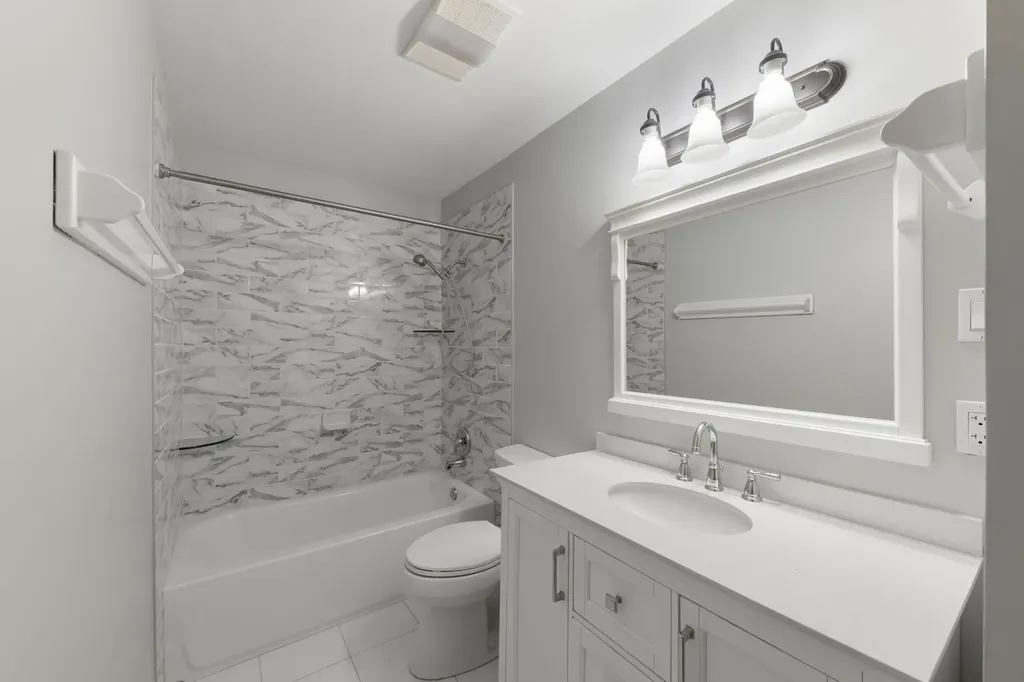 307 South Pierce Avenue Wheaton IL 60187