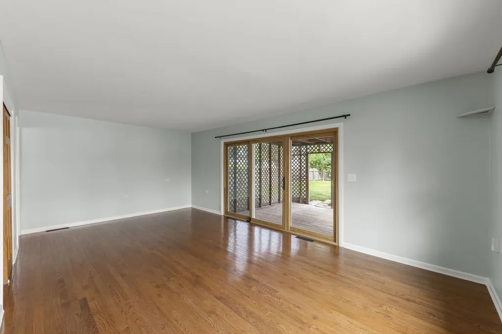 307 South Pierce Avenue Wheaton IL 60187