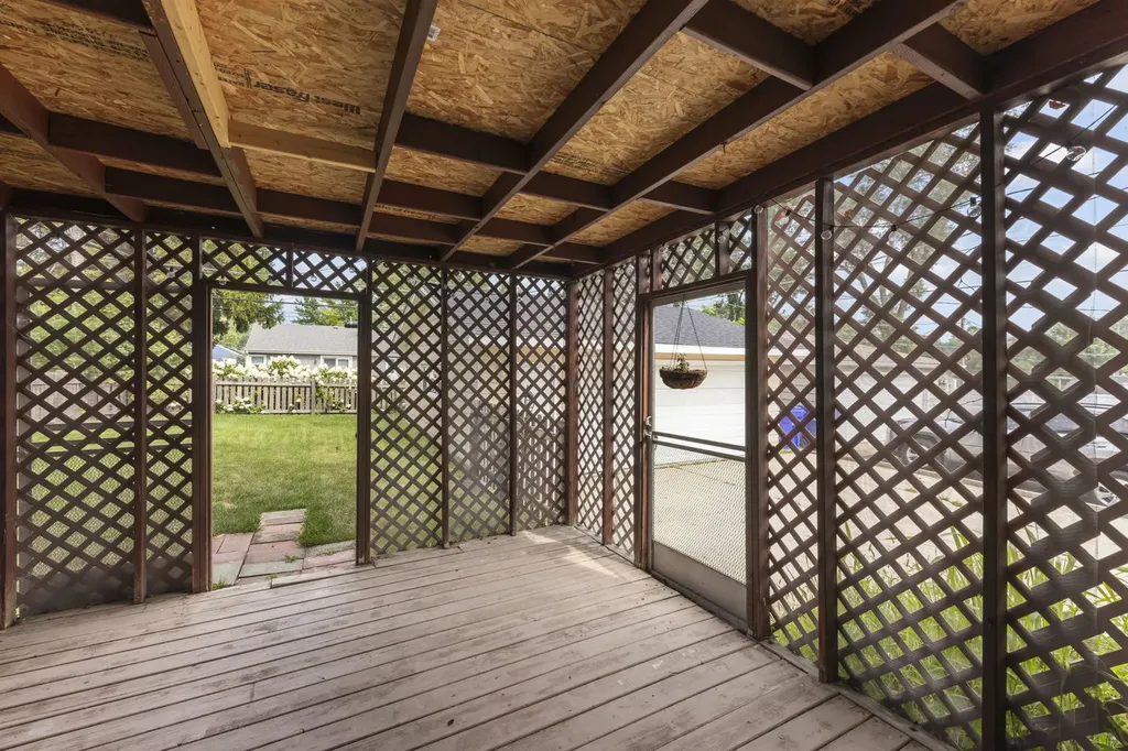 307 South Pierce Avenue Wheaton IL 60187