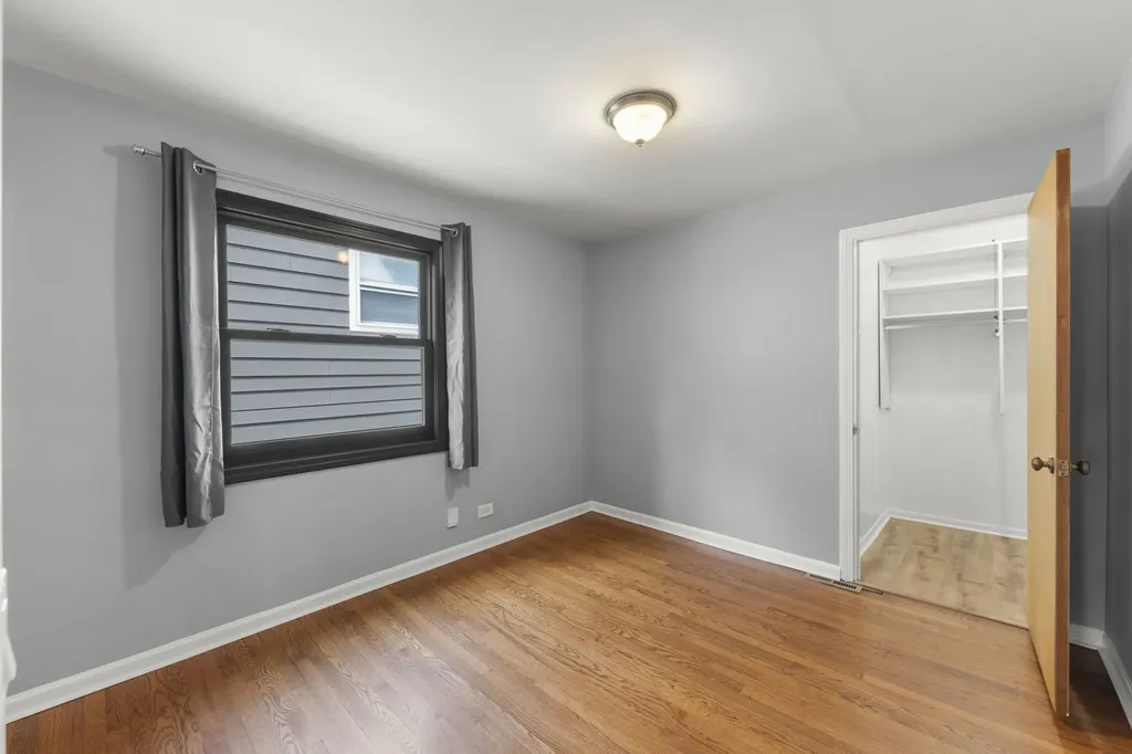 307 South Pierce Avenue Wheaton IL 60187
