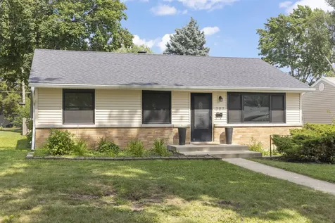 307 South Pierce Avenue Wheaton IL 60187
