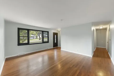 307 South Pierce Avenue Wheaton IL 60187