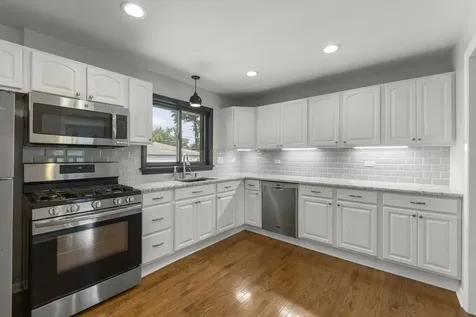307 South Pierce Avenue Wheaton IL 60187