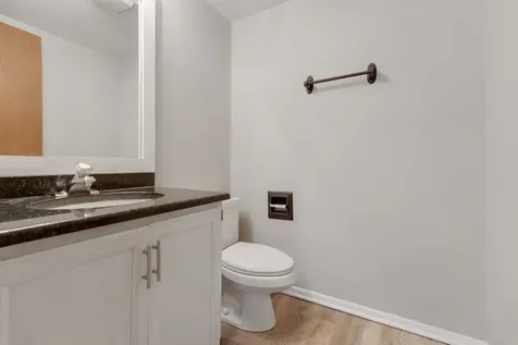 1842 Hawk Lane Elk Grove Village IL 60007