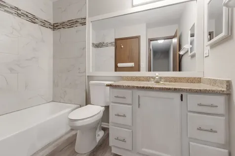 1842 Hawk Lane Elk Grove Village IL 60007