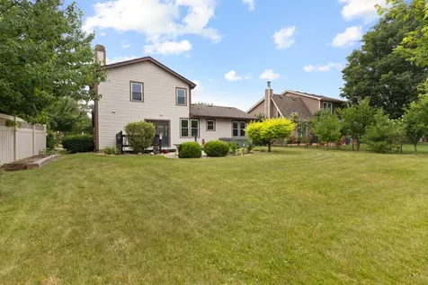 1842 Hawk Lane Elk Grove Village IL 60007