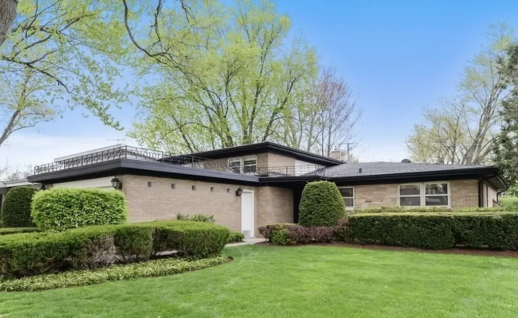 512 Karey Court Wilmette IL 60091