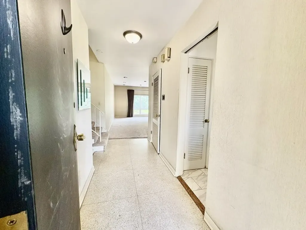 512 Karey Court Wilmette IL 60091