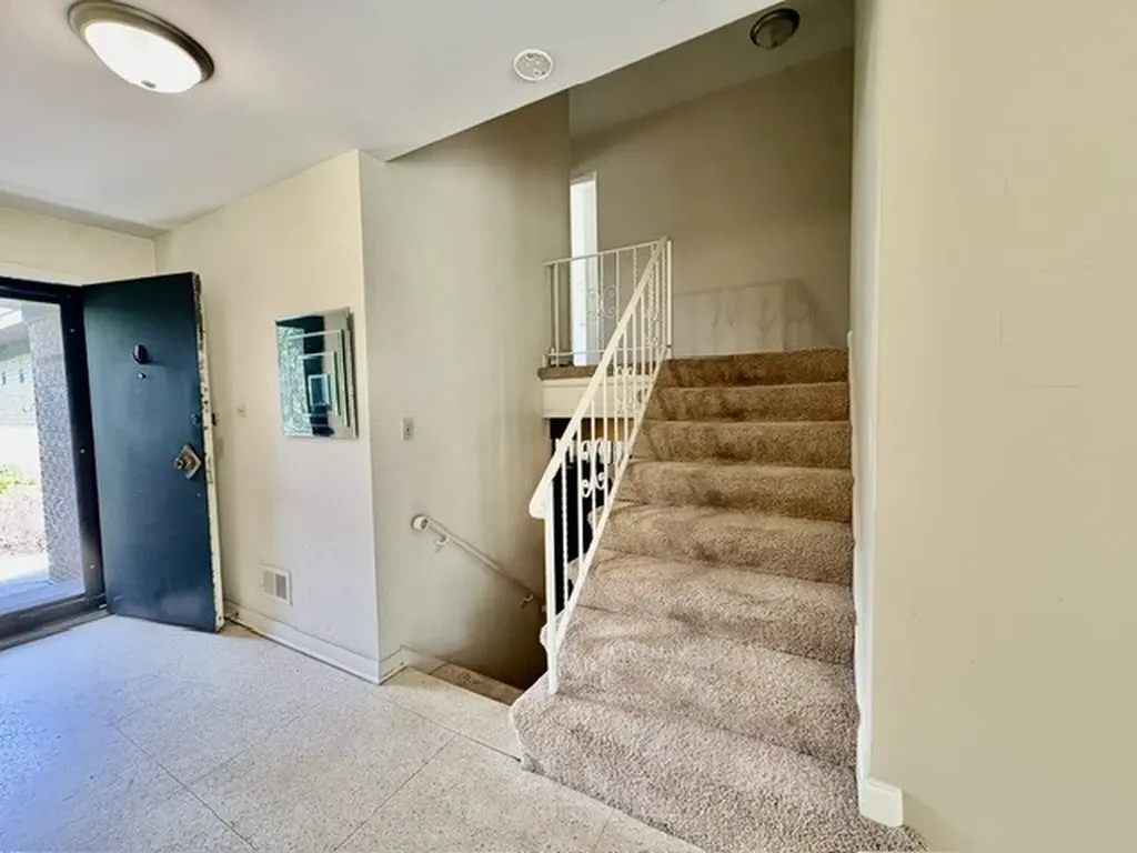 512 Karey Court Wilmette IL 60091