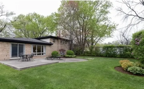 512 Karey Court Wilmette IL 60091
