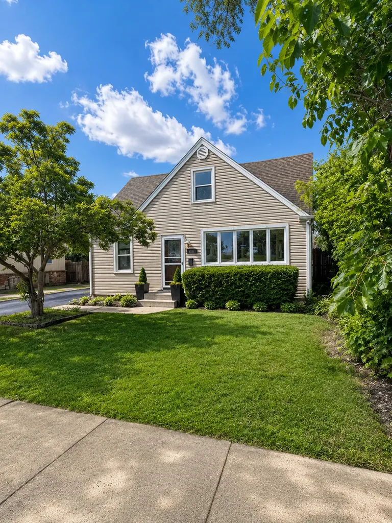 7304 West 113th Place Worth IL 60482