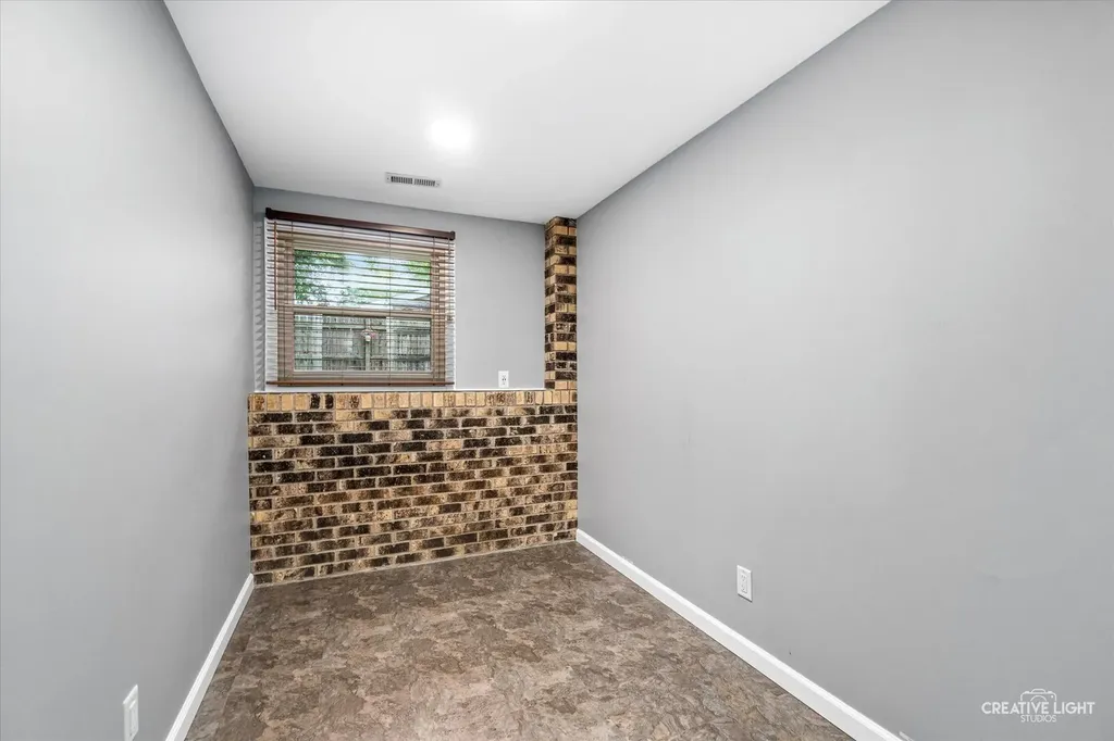 231 Lincolnshire Lane Bolingbrook IL 60440