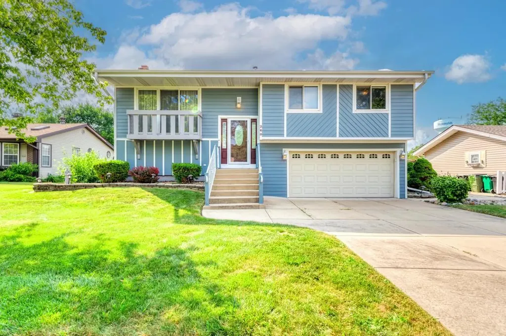 260 Cunningham Lane Bloomingdale IL 60108