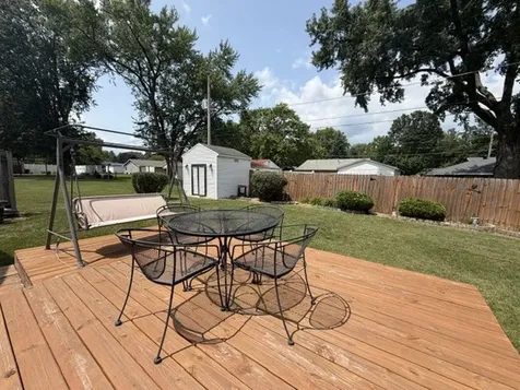 1404 Rolling Green Drive Mendota IL 61342