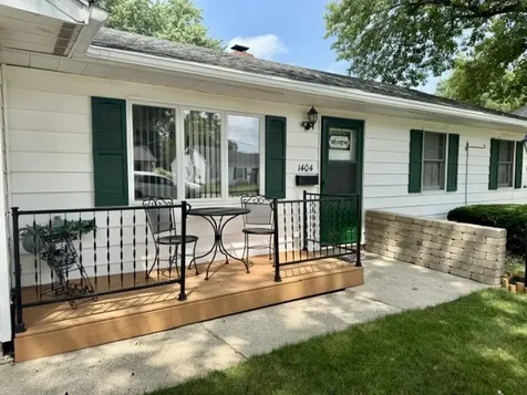 1404 Rolling Green Drive Mendota IL 61342