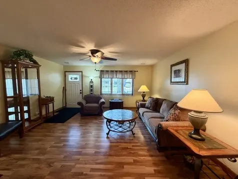 1404 Rolling Green Drive Mendota IL 61342