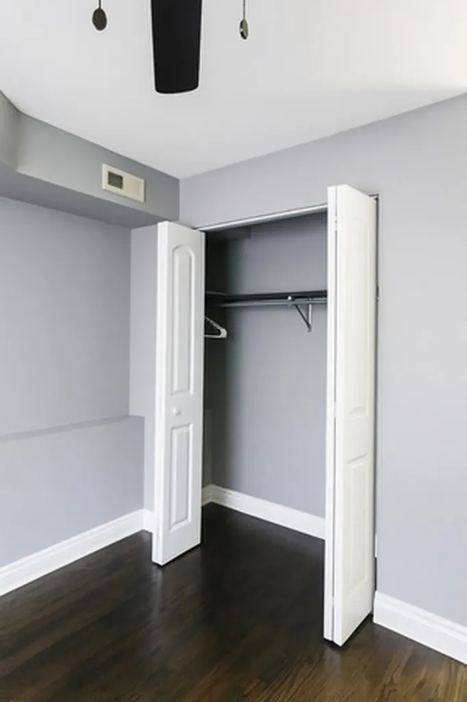 2441 North Laramie Avenue Chicago IL 60639