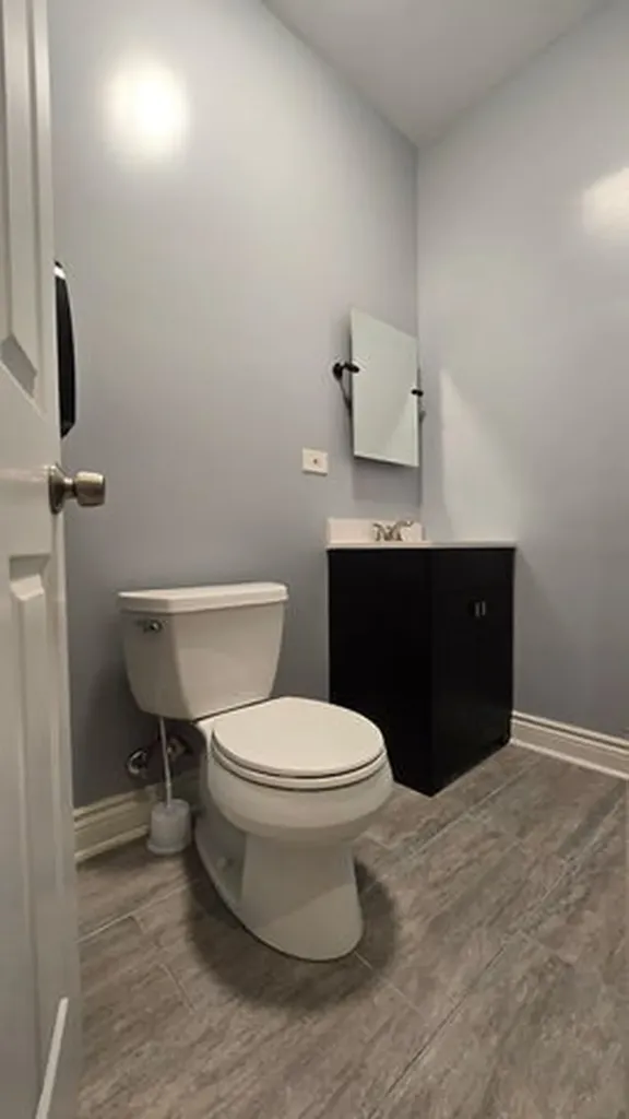 2441 North Laramie Avenue Chicago IL 60639