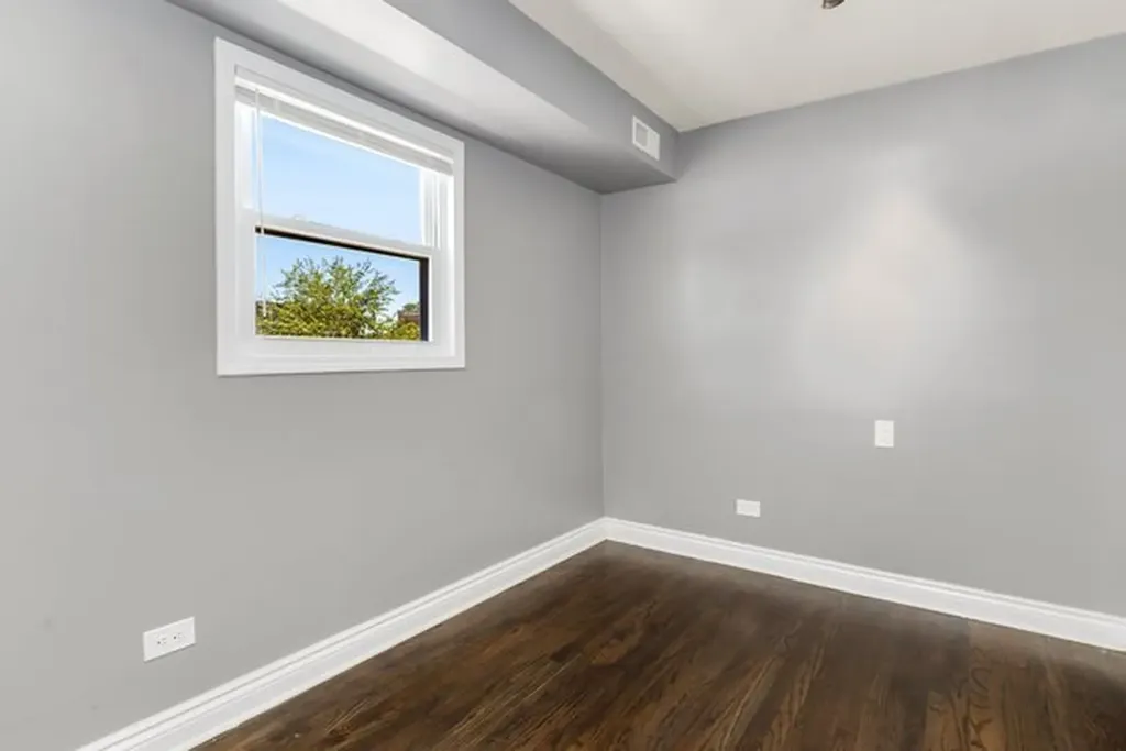 2441 North Laramie Avenue Chicago IL 60639