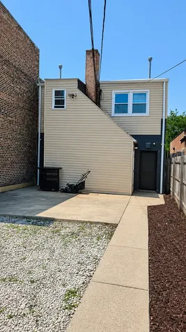 2441 North Laramie Avenue Chicago IL 60639