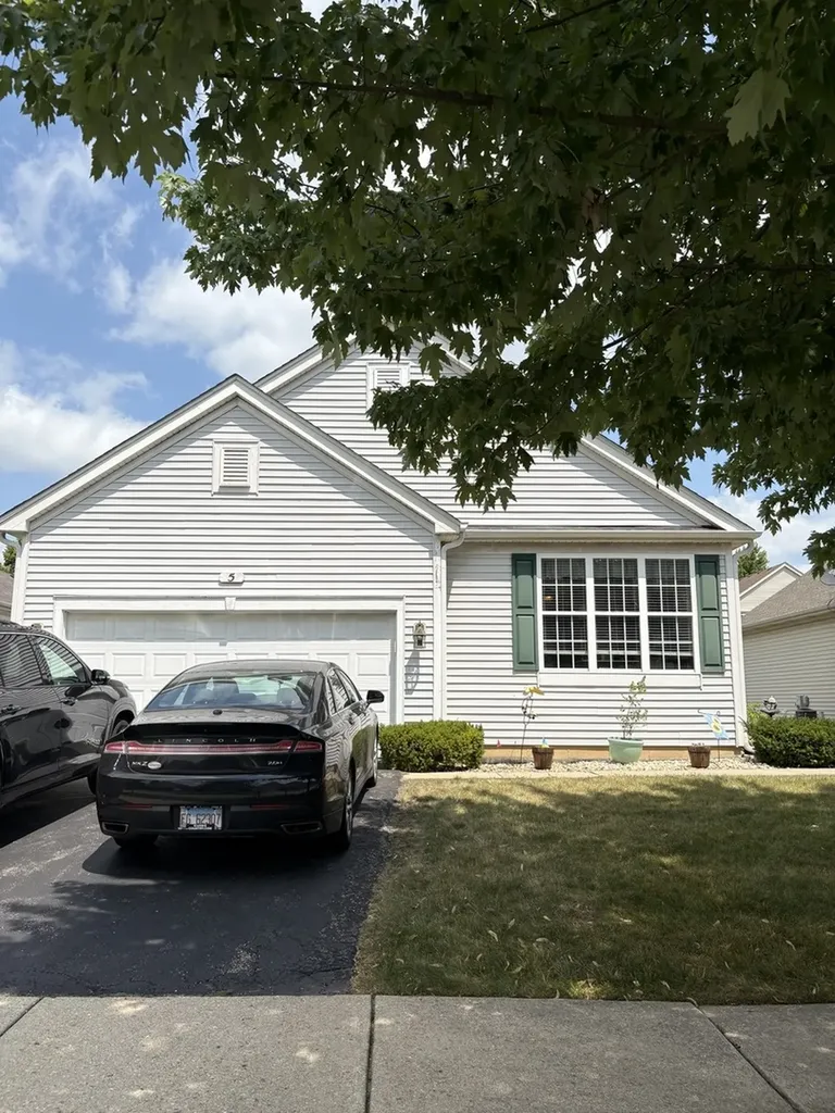 5 East Hague Drive Antioch IL 60002